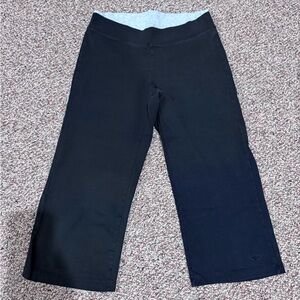 Champion Black and Gray Capris Women’s S